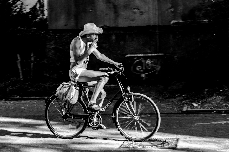 Personne noir et blanc
 personnes blanc