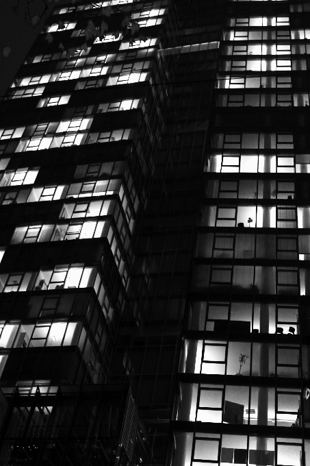 Luz en blanco y negro
 arquitectura