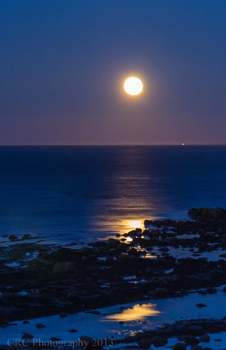 Praia mar costa oceano