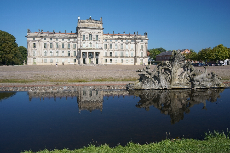 Edificio castillo
 palacio reflexión