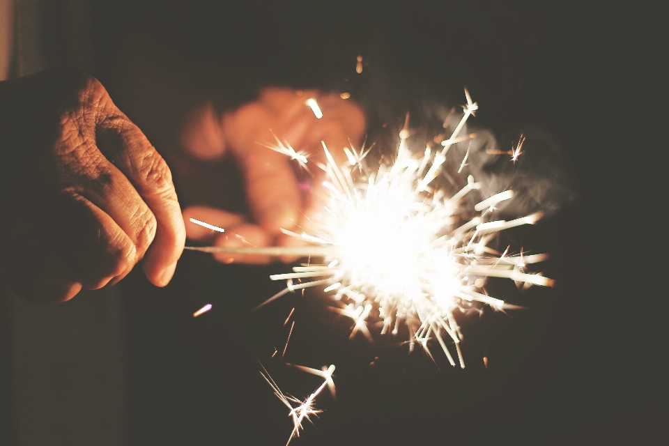 Light flower sparkler firework