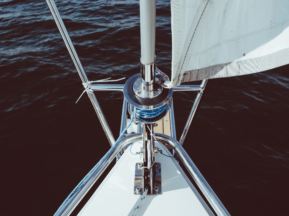 Wing boat wind ship