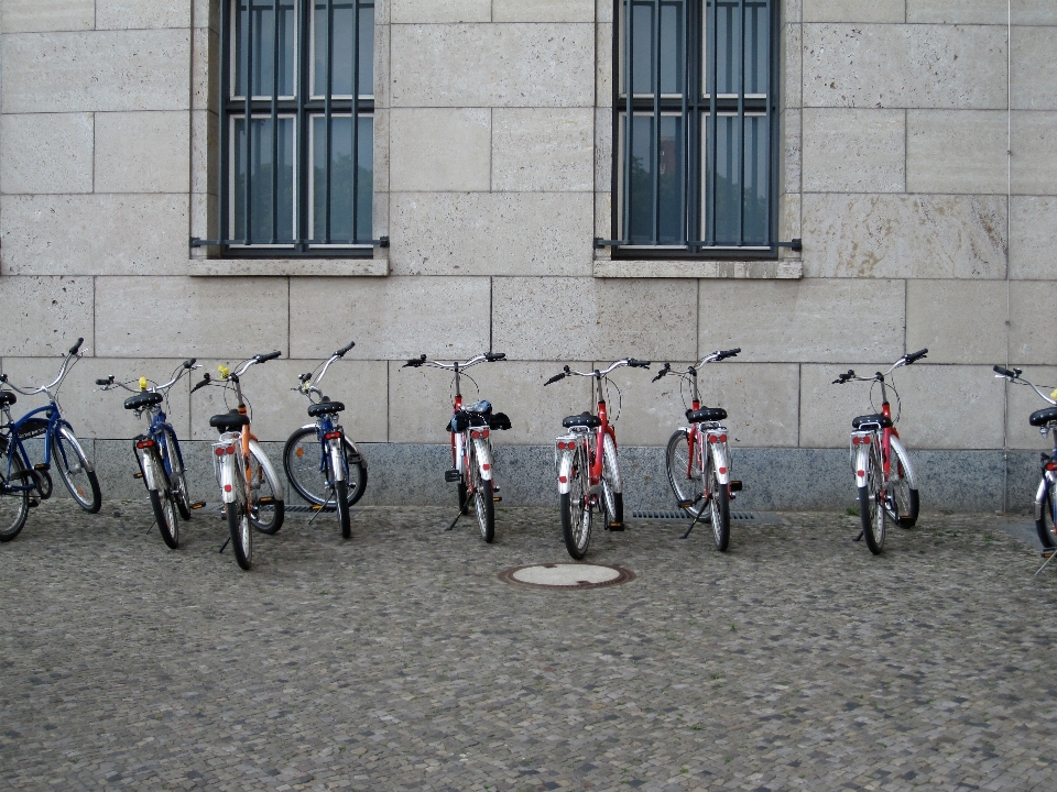 Strada bicicletta città veicolo