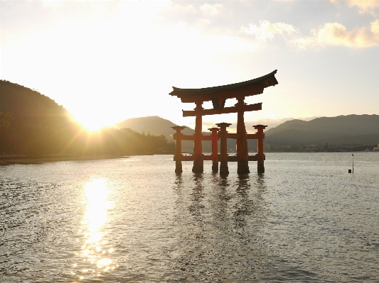 ビーチ 海 水 日の出 写真