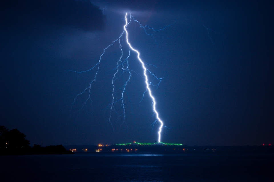 Architecture structure night lightening