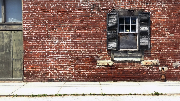 Wood street house window Photo