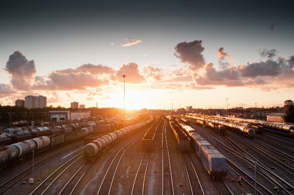 Horizon cloud sky track Photo