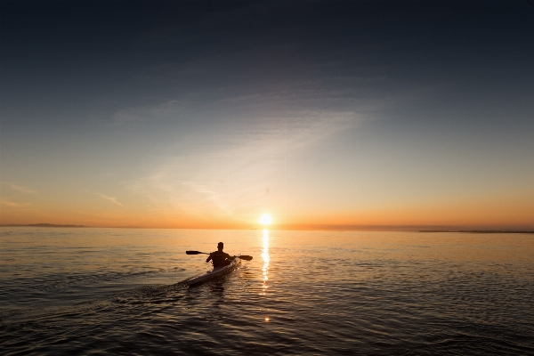 男 ビーチ 海 海岸 写真