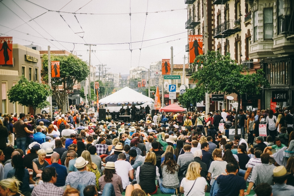 Menschen menge festival nachbarschaft