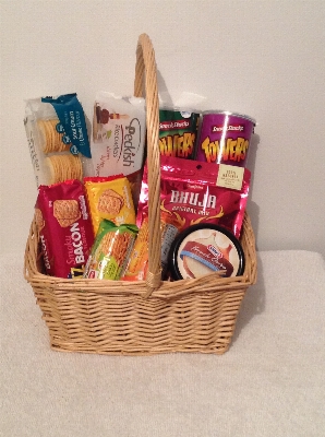 Gift food basket product Photo