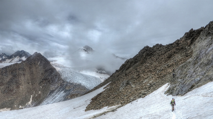 Mountain snow cloud people Photo