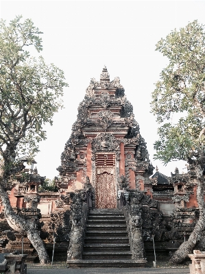 Building statue tower religion Photo