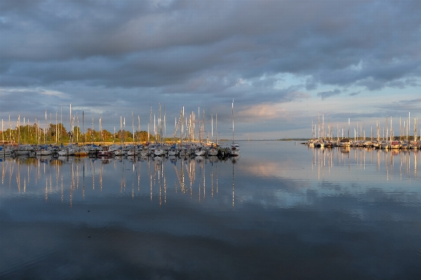 Foto Laut air cakrawala dock