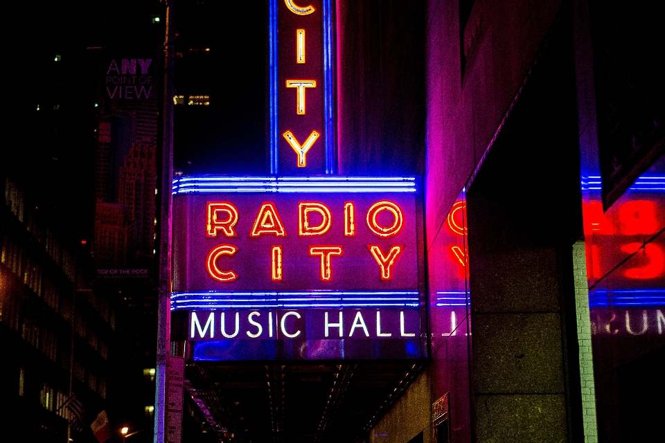 Light night city new york