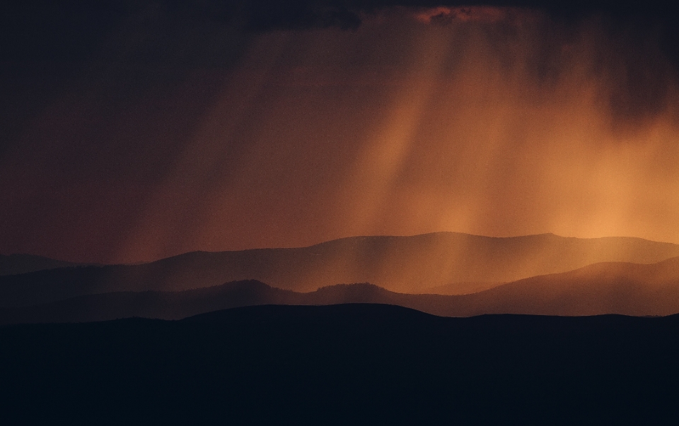 Paysage horizon montagne nuage