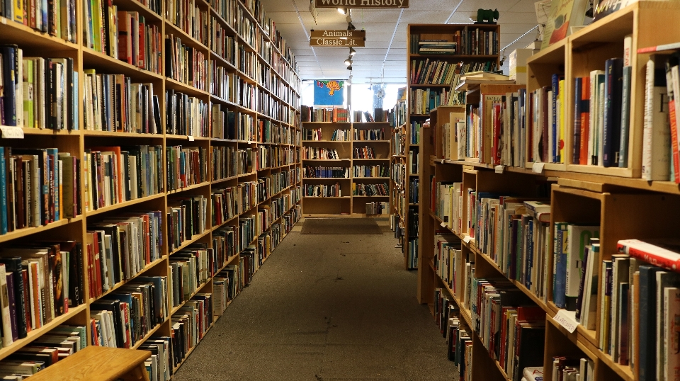 建物 通路側 図書館 公共図書館
