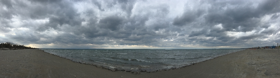 Sea coast cloud wave