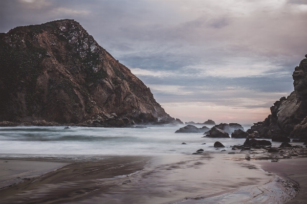 Foto Pantai lanskap laut pesisir