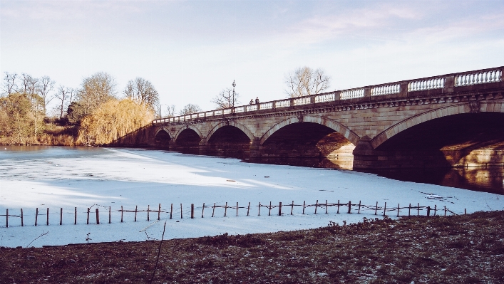 Foto Nieve invierno puente transporte