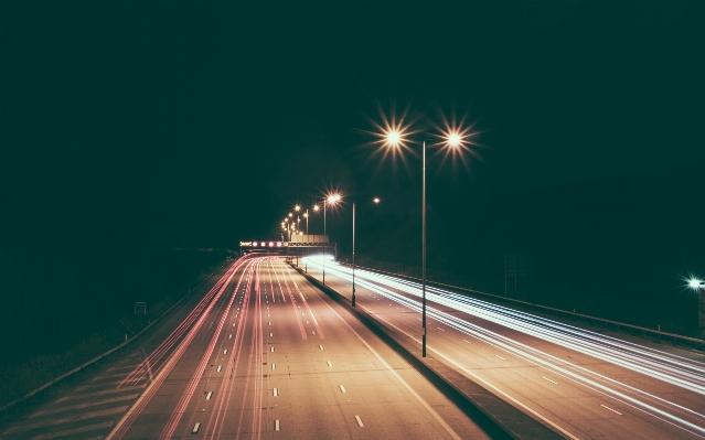 Zdjęcie światło droga noc autostrada