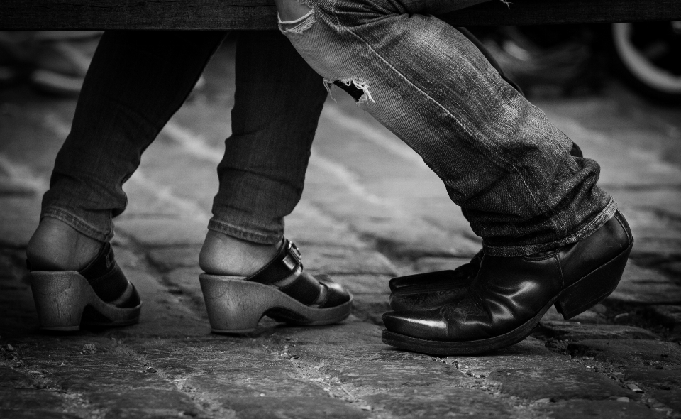 Zapato en blanco y negro
 fotografía