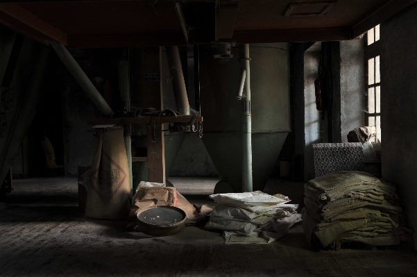 Building shadow darkness room Photo