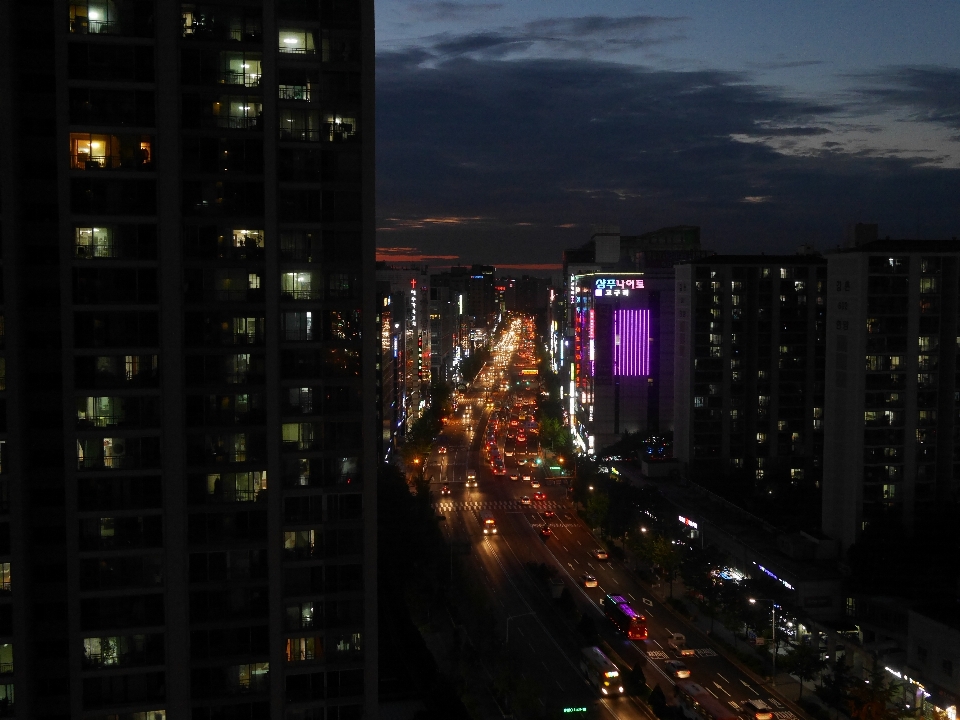 光 天际线 夜晚 城市