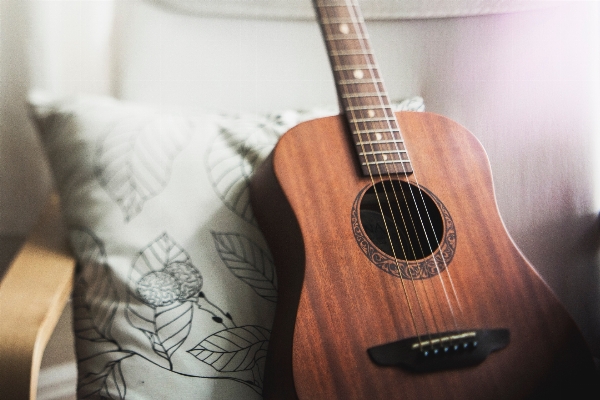 Guitar string acoustic chair Photo