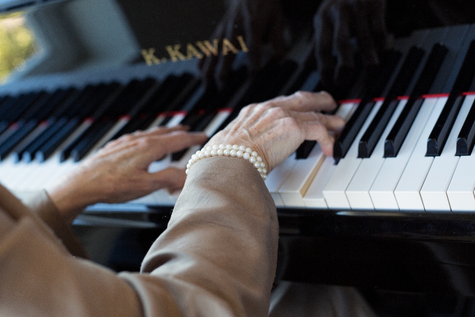 Fortepian pianista muzyk instrument muzyczny