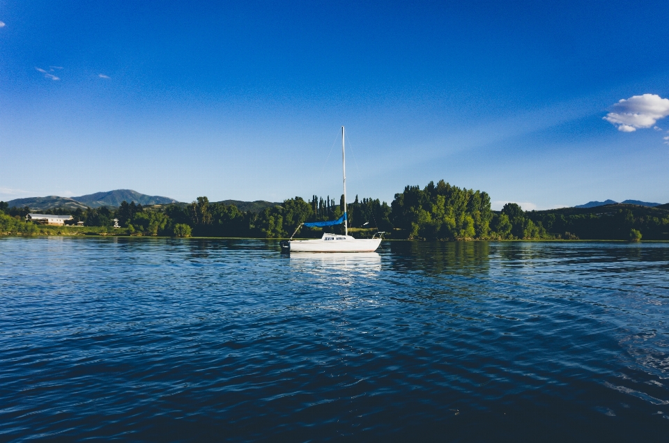 海 水 dock 空