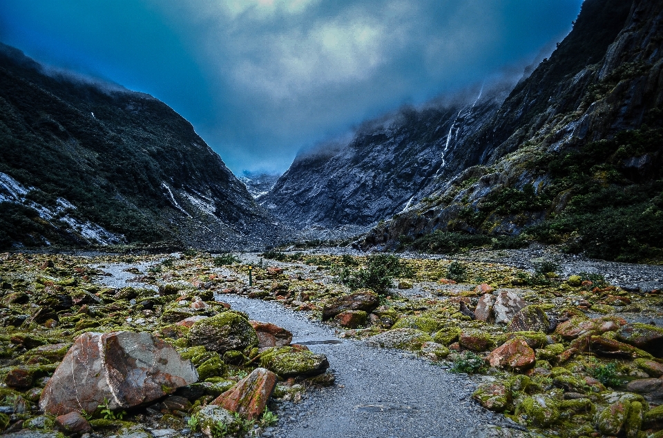 Paisagem natureza caminho rock