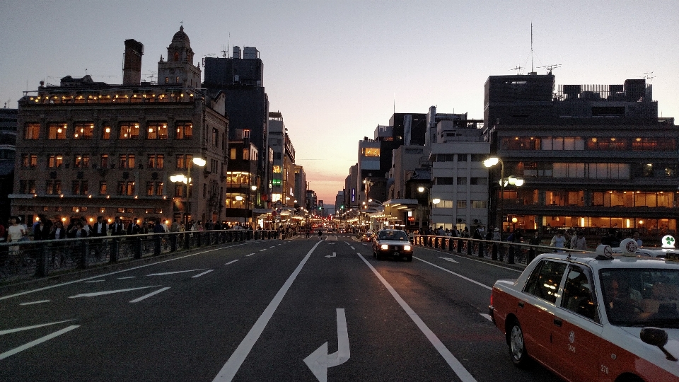 Peatonal camino horizonte tráfico