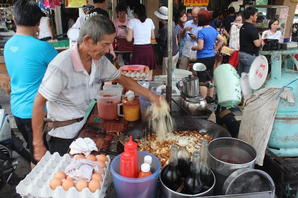 Foto Kota piring makanan penjual