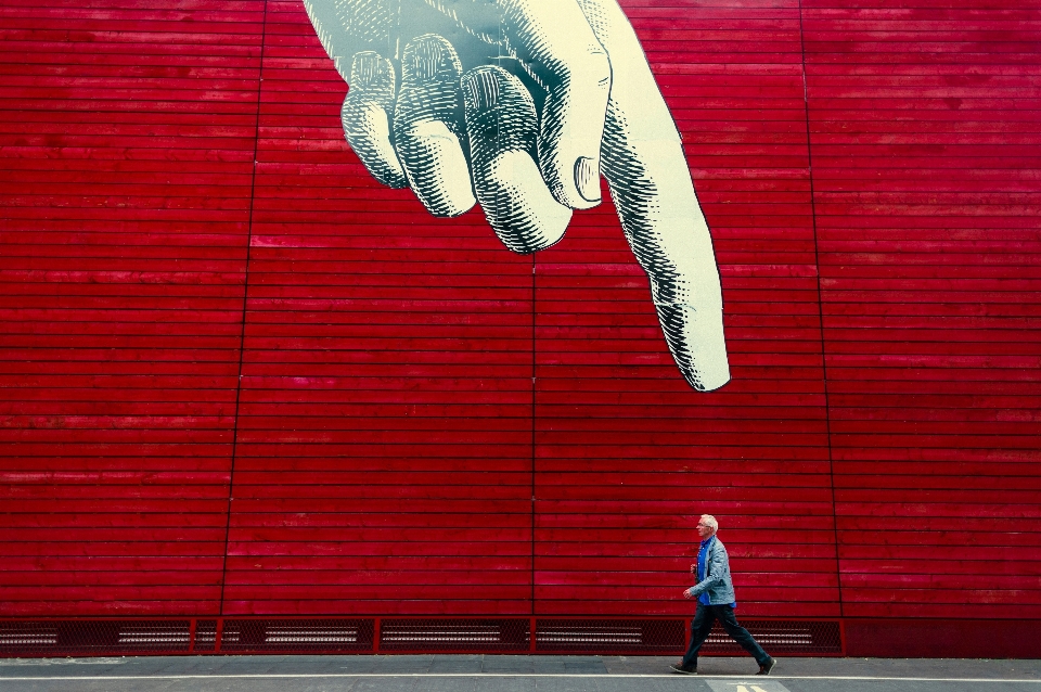 Licht weiss wand rot