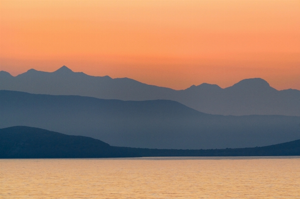 Sea water horizon silhouette Photo