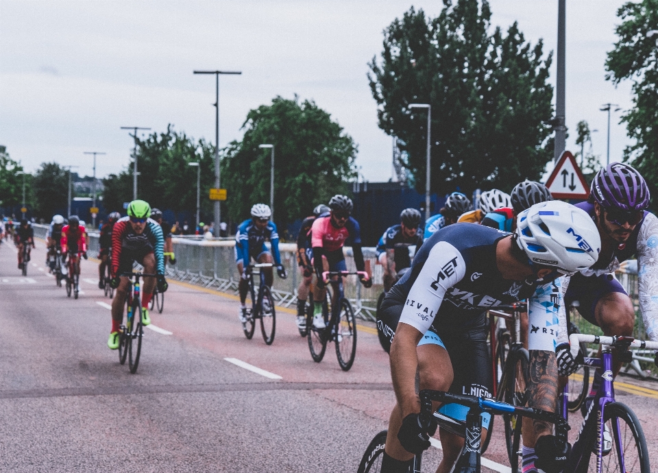 道 スポーツ 街 自転車