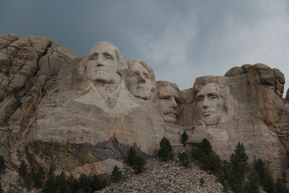 Rock mountain monument formation