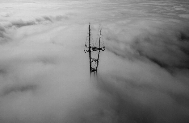 Photo Neige aile nuage noir et blanc
