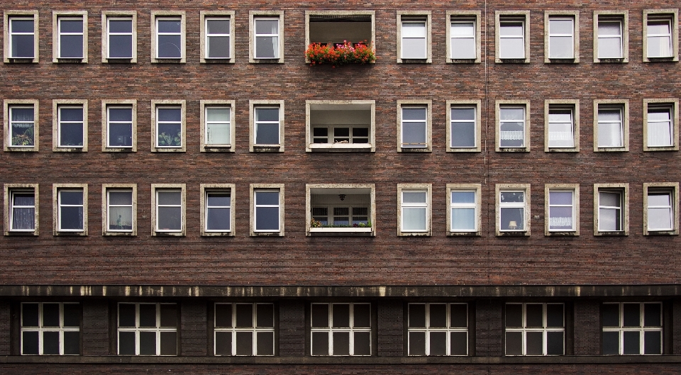 Die architektur fenster gebäude urban