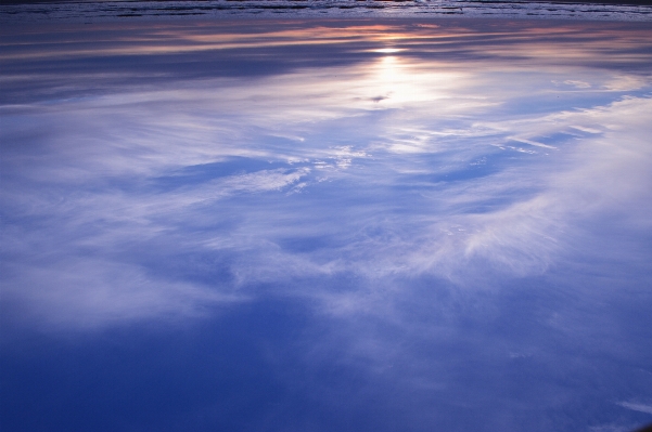 Foto Mar oceano horizonte luz