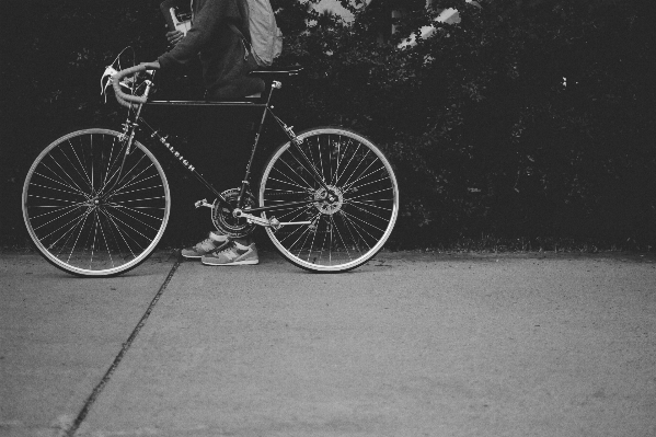 Foto Bianco e nero
 ruota bicicletta