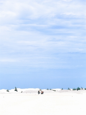 海 砂 山 雪 写真