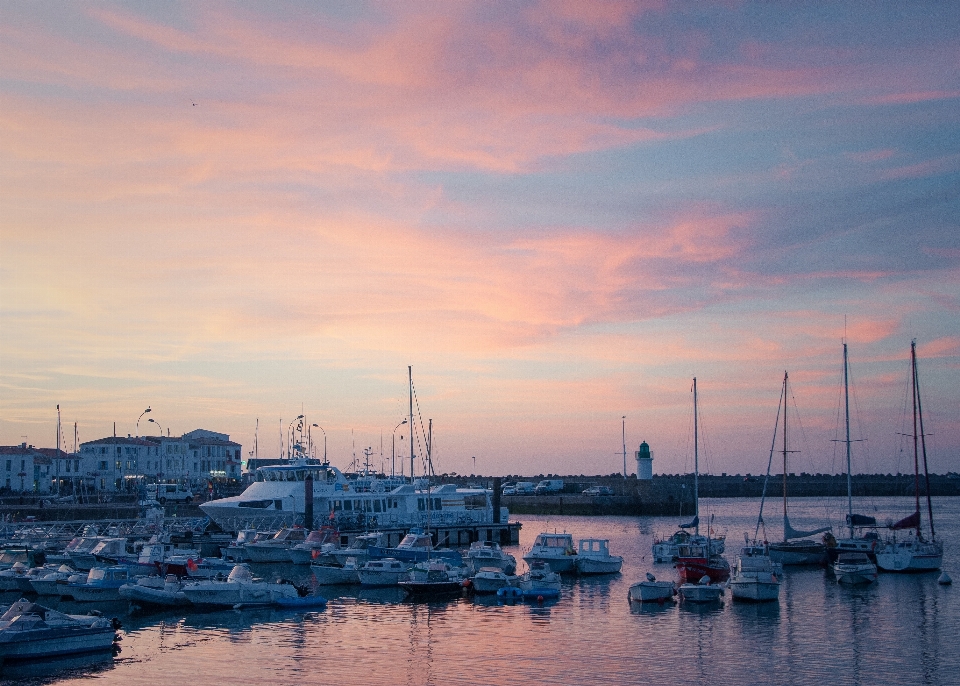 海 地平線 dock クラウド