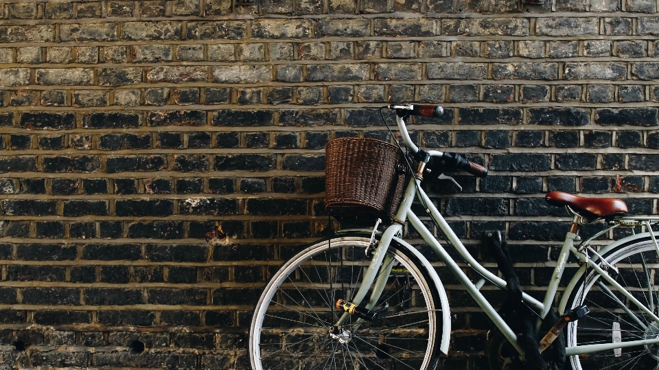 Wheel bicycle bike wall