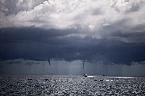 海 水 海洋 地平線 写真