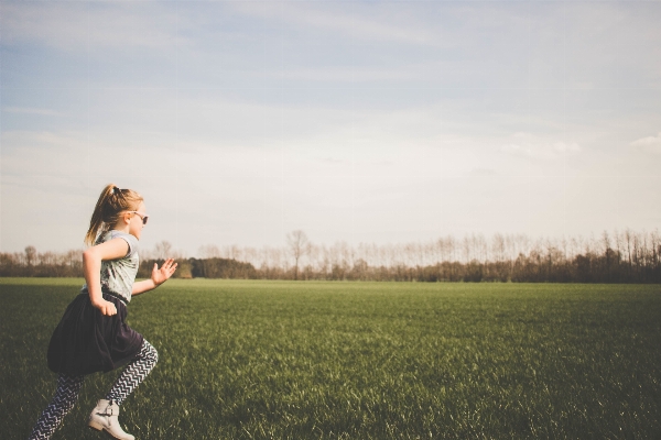 Grass horizon girl field Photo