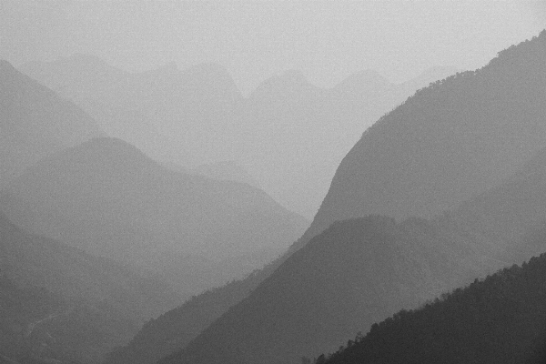 山 雪 黒と白
 霧 写真