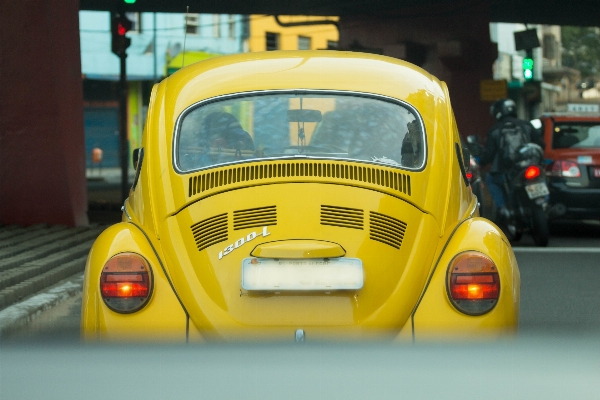 Auto volkswagen
 fahrzeug gelb Foto