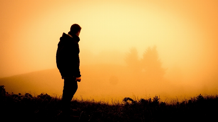 Adam ufuk siluet güneş Fotoğraf