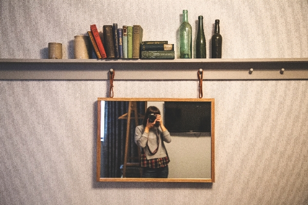 Book wood woman wall Photo